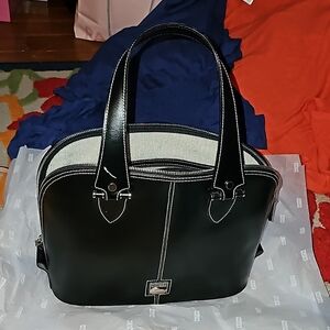 Dooney & Bourke bag